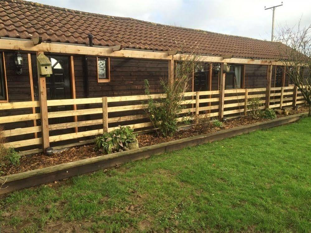 Barton Gate Farm 4*